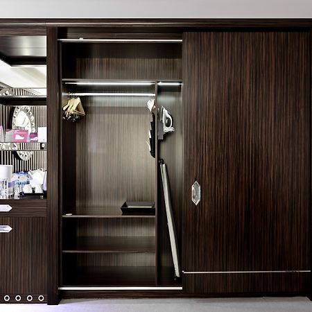 Crowne Plaza Bursa Convention Center & Thermal Spa By Ihg Exterior foto Sliding wardrobe doors