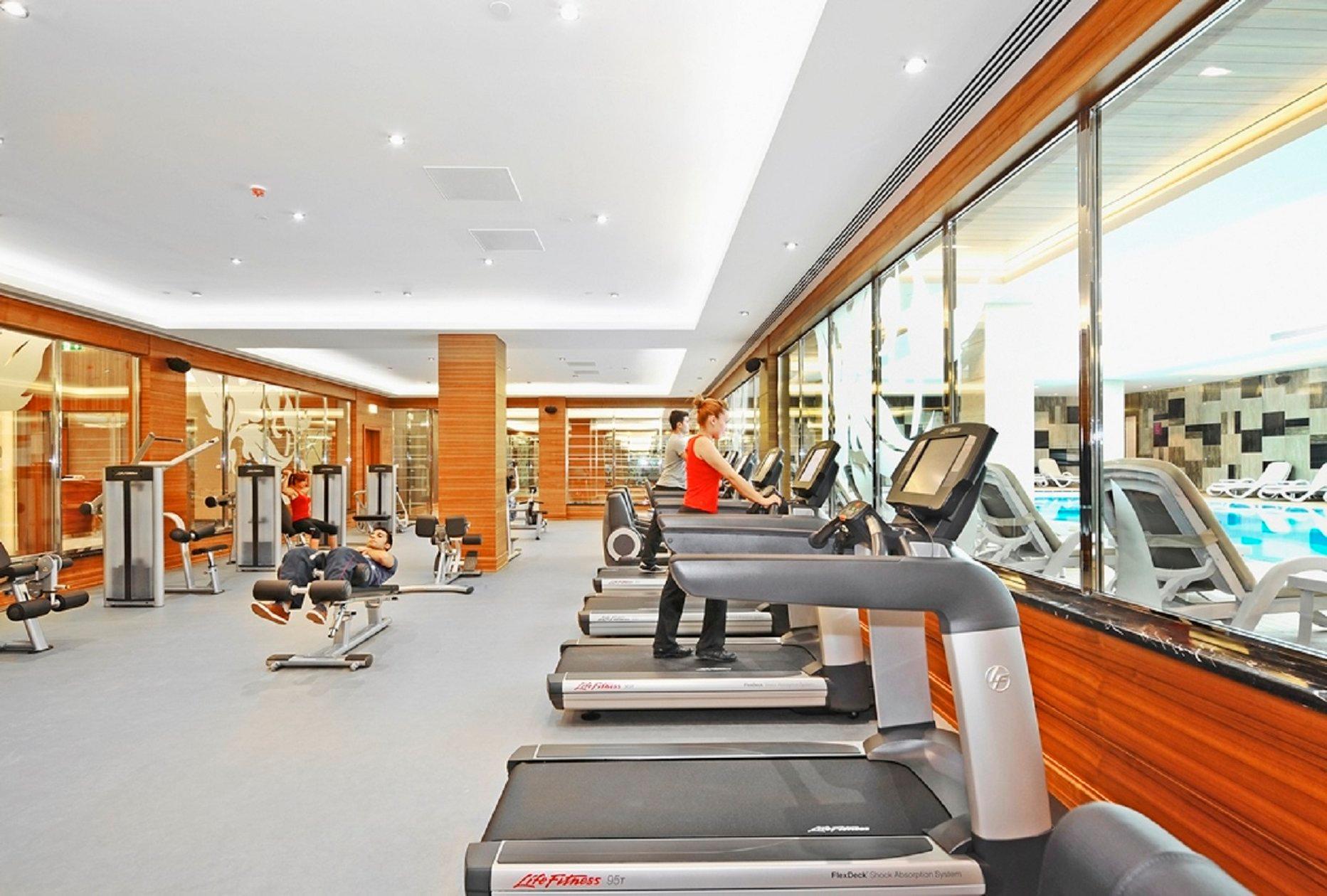 Crowne Plaza Bursa Convention Center & Thermal Spa By Ihg Exterior foto The gym at the hotel